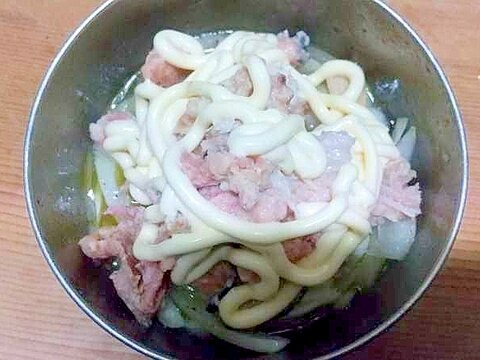 鮭中骨缶玉ねぎのレモン漬けマヨ和え